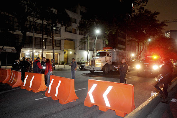 Bloqueo_Vecinos_Mixcoac_1