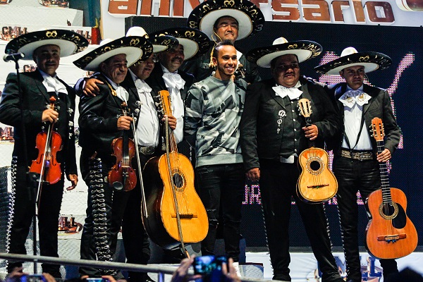 Lewis_Hamilton-2