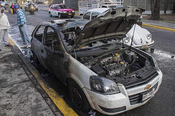 Encapuchados_UNAM-1