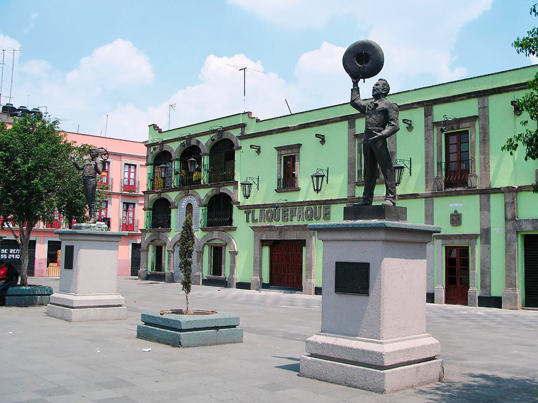 Conoce la Plaza Garibaldi Máspormás