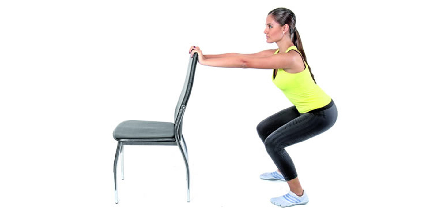 Ejercítate solamente utilizando una silla - Máspormás