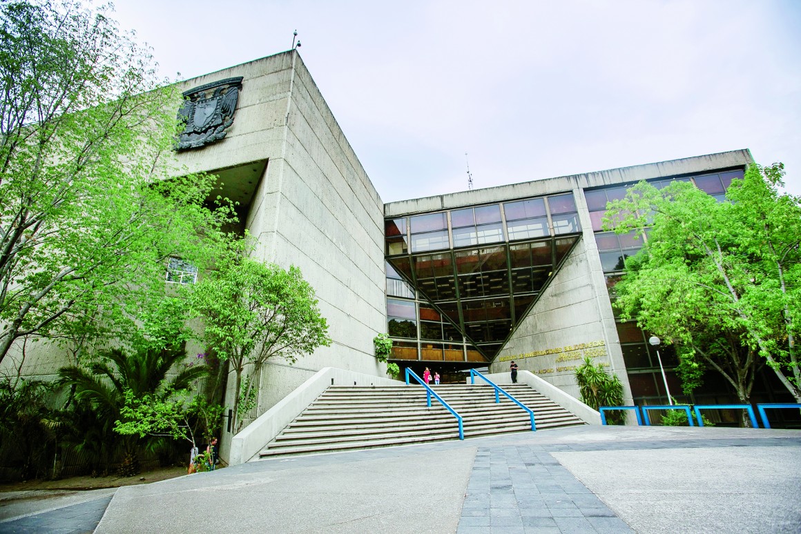 4 BIBLIOTECA NACIONAL