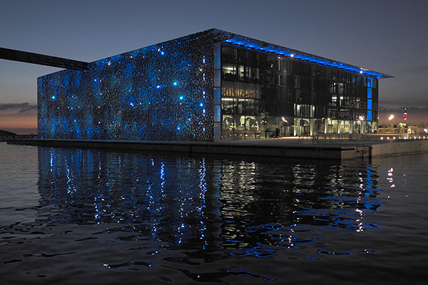 7767731697_une-photo-prise-le-8-octobre-2013-du-mucem-a-marseille
