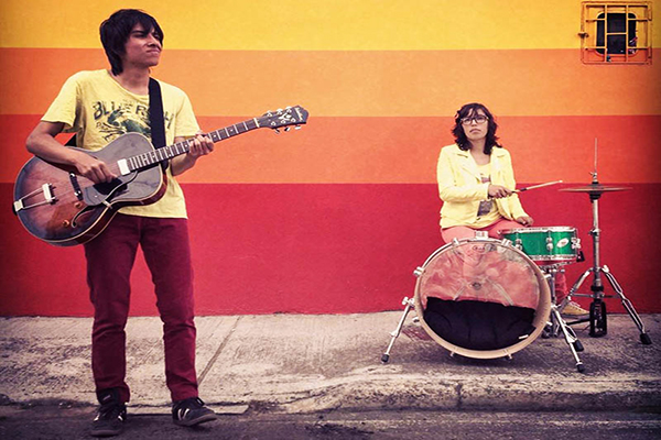 ELECTRIC-MISTAKES-Y-LAS-PIPAS-DE-LA-PAZ-ok