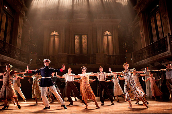 ENTONANDO-LOS-MUSICALES-DE-BRODWAY-ok