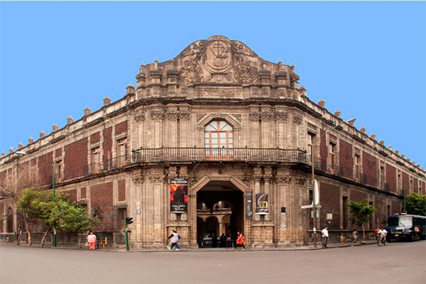 Foto: Facebook Palacio de la escuela de medicina