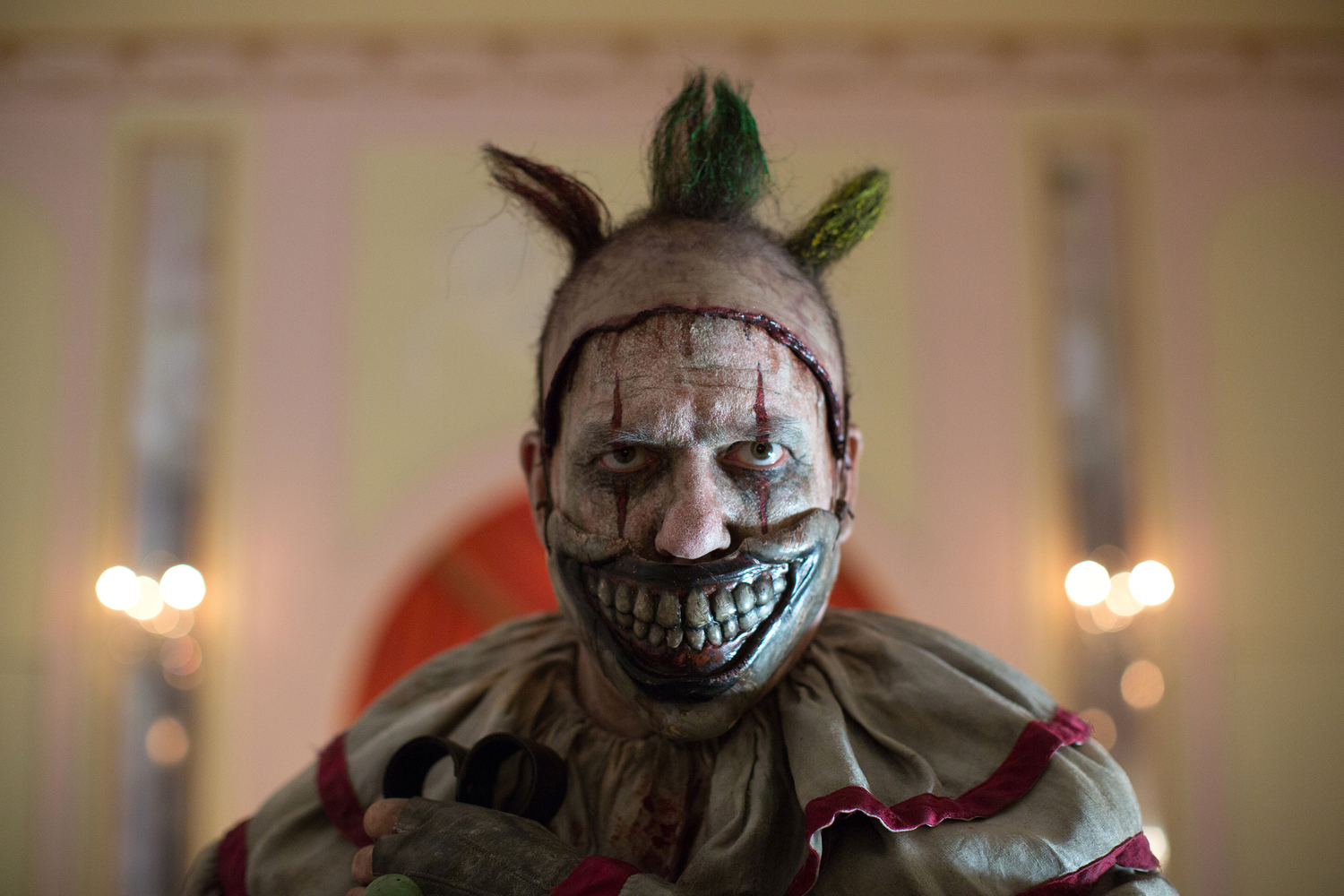 AHSFreakShow_Twisty