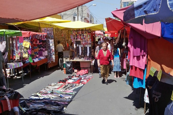 tianguis paca, usado y chacharas