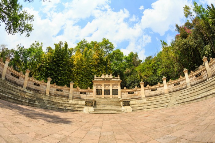 Conoce el monumento a los héroes del Escuadrón 201 - Máspormás