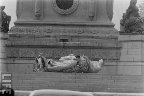 ANGEL-SISMO,-1957,-LIFE-MEGAZINE-