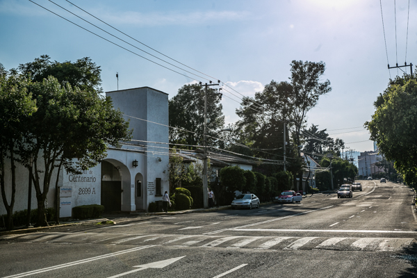 Avenida Centenario, en Lomas de Tarango / Foto: Lulú Urdapilleta