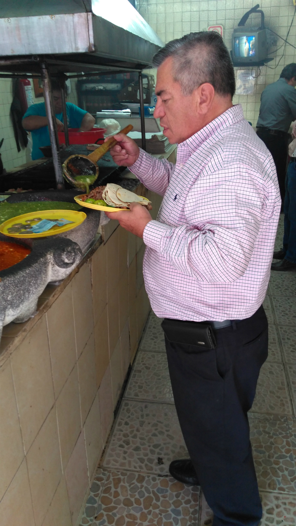 Come tacos como campeón en Los Parados de Don Pepe