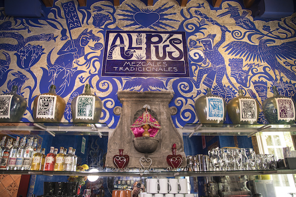 El Mezcal Tonic es uno de los cocteles clásicos de Corazón de Maguey