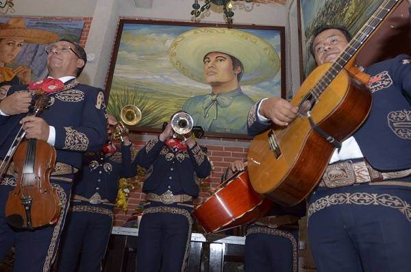 Jalisco Mariachi, comida y tequila